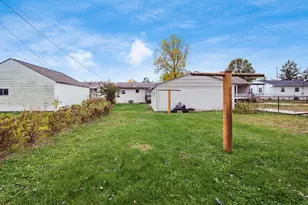 696 Williams Rd, Columbus, OH 43207 - Photo 37