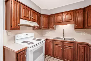 696 Williams Rd, Columbus, OH 43207 - Photo 23