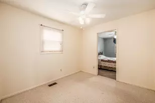 696 Williams Rd, Columbus, OH 43207 - Photo 31