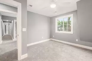 415 Glen Echo Cir, Columbus, OH 43202 - Photo 35