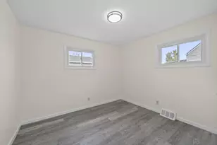 673 Roth Ave, Columbus, OH 43228 - Photo 13