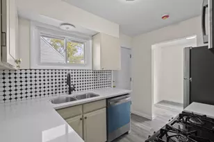 673 Roth Ave, Columbus, OH 43228 - Photo 9