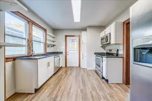 464 E Hinman Ave, Columbus, OH 43207 - Photo 13