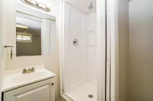 4005 Vermilion Ave, Groveport, OH 43125 - Photo 17