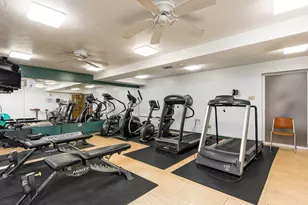 1000 Urlin Ave, Columbus, OH 43212 - Photo 33