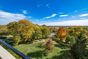 1000 Urlin Ave, Columbus, OH 43212 - Photo 11