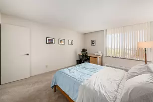 1000 Urlin Ave, Columbus, OH 43212 - Photo 21