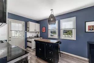 1734 Ferris Rd, Columbus, OH 43224 - Photo 9