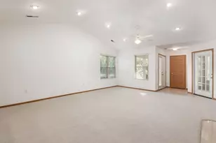 597 Piney Glen Dr, Columbus, OH 43230 - Photo 9