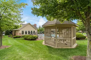 597 Piney Glen Dr, Columbus, OH 43230 - Photo 39