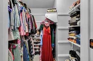 5646 Dorsey Dr, Columbus, OH 43235 - Photo 17