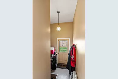 204 E Spring Avenue, Bellefontaine, OH 43311 - Photo 19