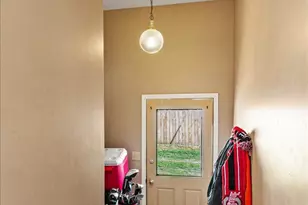 204 E Spring Ave, Bellefontaine, OH 43311 - Photo 19