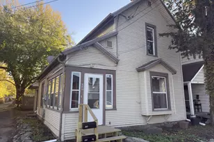 229 W Columbia St, Marion, OH 43302 - Photo 1