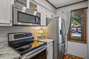 3191 Parkview Cir, Grove City, OH 43123 - Photo 5