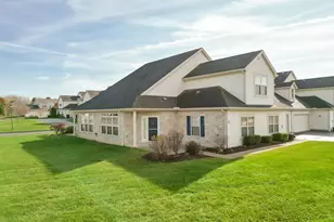 201 Willow Trail Dr, Johnstown, OH 43031 - Photo 1