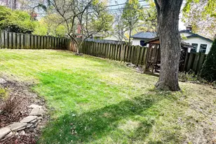 2413 Edgevale Rd, Columbus, OH 43221 - Photo 21