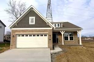 6321 Windcliff Dr, Grove City, OH 43123 - Photo 1