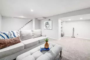 7373 Palmleaf Ln, Columbus, OH 43235 - Photo 29