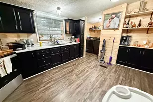10150 Portie Flamingo Road SE, Corning, OH 43730 - Photo 5
