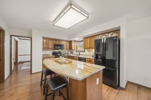 716 Winsholen Ct, Westerville, OH 43081 - Photo 9