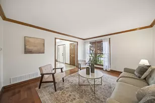 716 Winsholen Ct, Westerville, OH 43081 - Photo 3