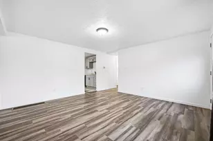 1830 Winding Hollow Dr, Columbus, OH 43223 - Photo 11