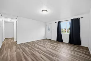 1830 Winding Hollow Dr, Columbus, OH 43223 - Photo 9