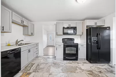 1830 Winding Hollow Drive, Columbus, OH 43223 - Photo 23