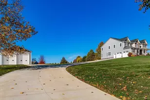 90 Louella Dr, Hebron, OH 43025 - Photo 1