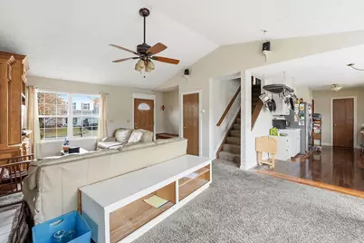 6048 Carmell Drive, Columbus, OH 43228 - Photo 7