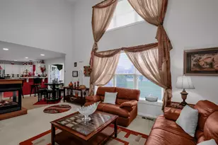 7256 Windsor Ridge Dr, Huber Heights, OH 45424 - Photo 13