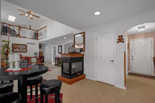 7256 Windsor Ridge Dr, Huber Heights, OH 45424 - Photo 17