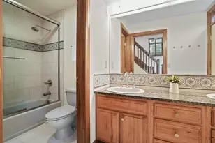 3055 Carriage Ln, Columbus, OH 43221 - Photo 39