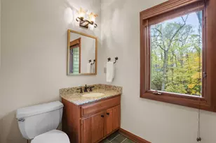 3055 Carriage Ln, Columbus, OH 43221 - Photo 23