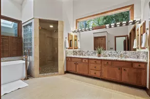 3055 Carriage Ln, Columbus, OH 43221 - Photo 27