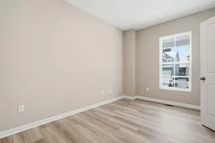 7914 Collins Dr, Reynoldsburg, OH 43068 - Photo 5