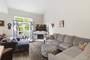 810 Mystic Pointe Dr, Lewis Center, OH 43035 - Photo 3