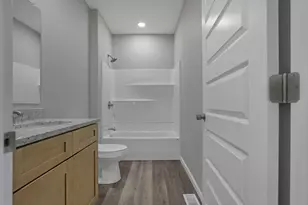 1583 Metcalfe Ave, Obetz, OH 43207 - Photo 29