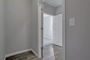 1583 Metcalfe Ave, Obetz, OH 43207 - Photo 25