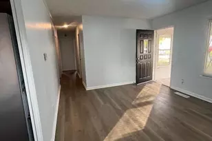 2769 Shelly Dr, Columbus, OH 43207 - Photo 5