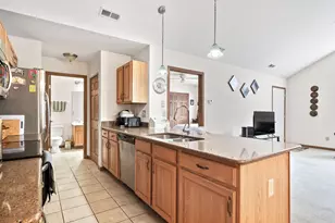 1182 Sanderling Dr, Reynoldsburg, OH 43068 - Photo 5