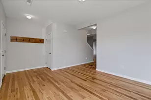 5652 Platinum Dr, Grove City, OH 43123 - Photo 13