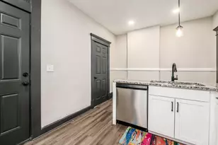 1633-1635 E Greenway Ave, Columbus, OH 43203 - Photo 15