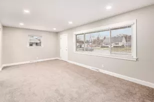 2475 Swansea Rd, Upper Arlington, OH 43221 - Photo 5