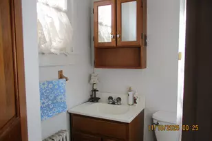 211 St James St, Marion, OH 43302 - Photo 7