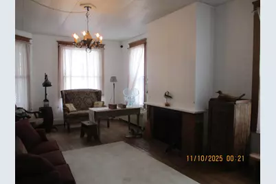 211 Saint James Street, Marion, OH 43302 - Photo 5