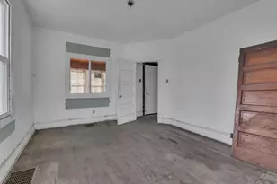 292 E Barthman Ave, Columbus, OH 43207 - Photo 11