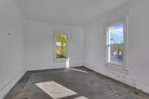 292 E Barthman Ave, Columbus, OH 43207 - Photo 33