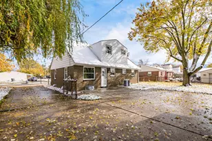 781 Stephen Dr W, Columbus, OH 43204 - Photo 33